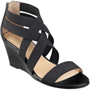 Liz Claiborne elastic strap wedge